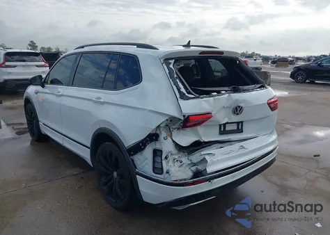 2021 Volkswagen Tiguan 2.0T Se/2.0T Se R-Line Black/2.0T Sel z USA, uszkodzony, nr VIN 3VV3B7AX5MM070111